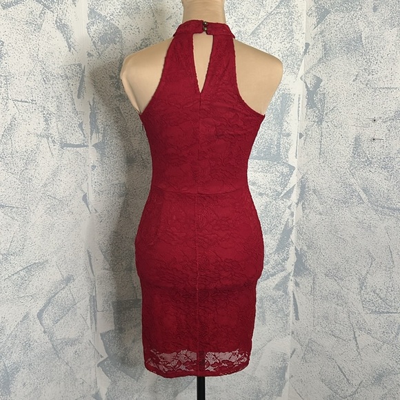 One Clothing Scarlet Lace Halter Dress with High Neckline size S - Picture 7 of 7